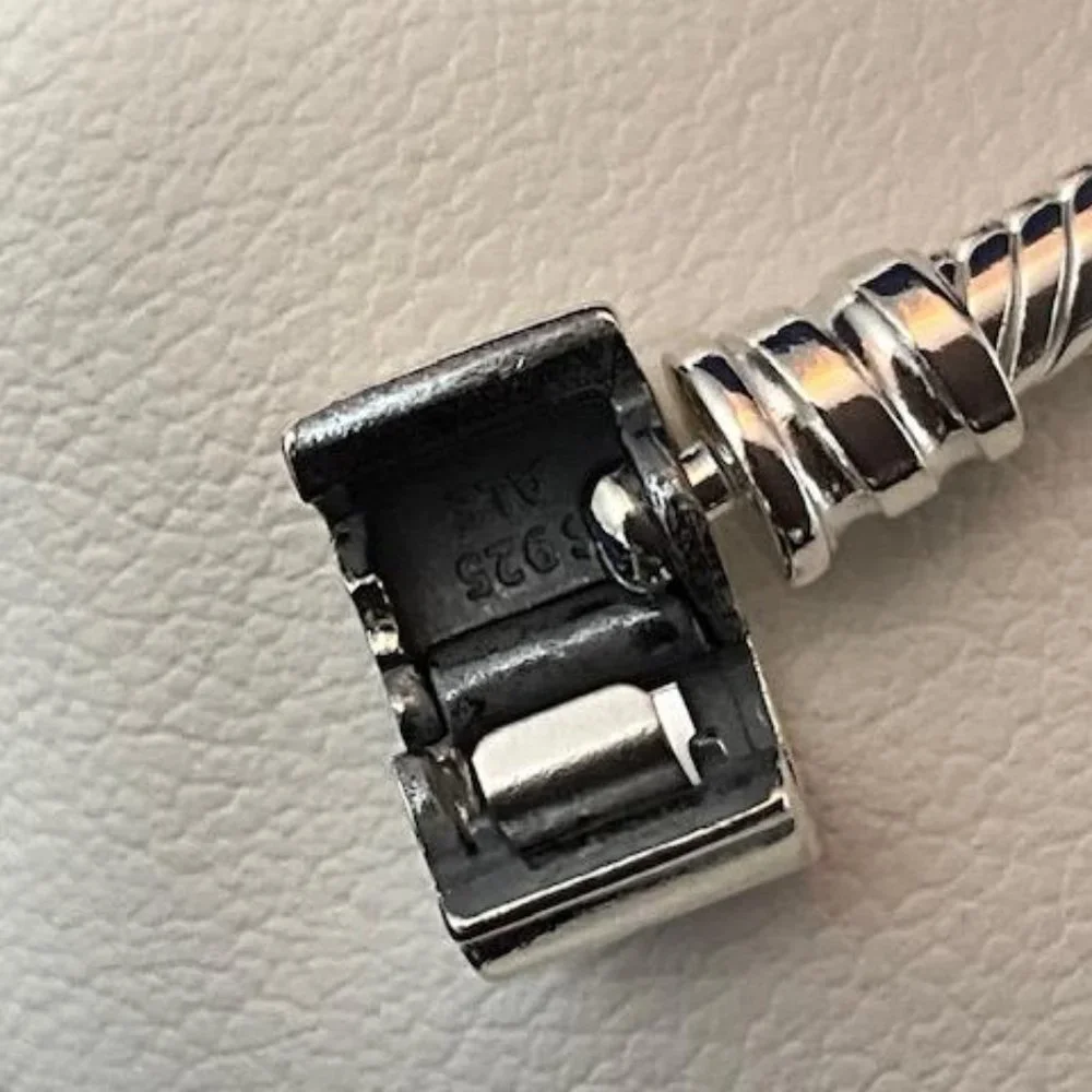 NWT Pandora Moments Barrel Clasp Snake Chain Bracelet 20cm - Picture 9 of 9